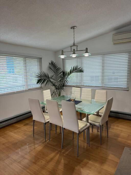 Appartement Entire 3 Bds 2 Bats *