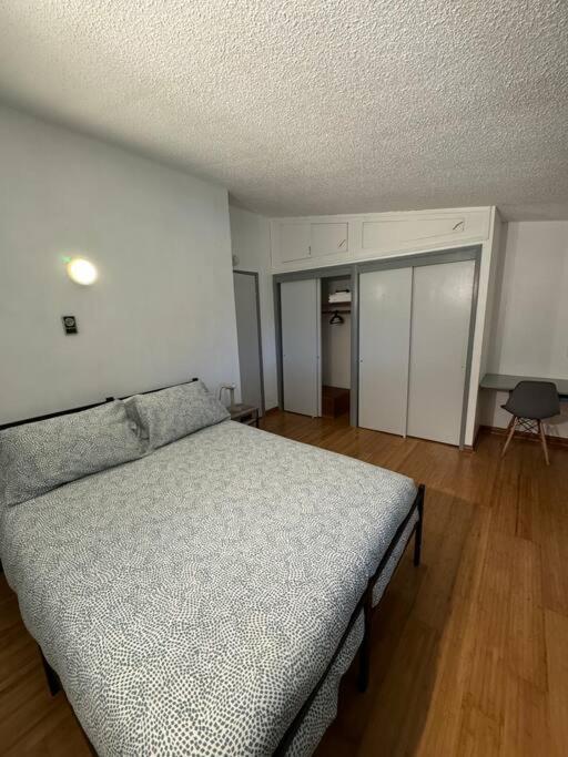 Appartement Entire 3 Bds 2 Bats *
